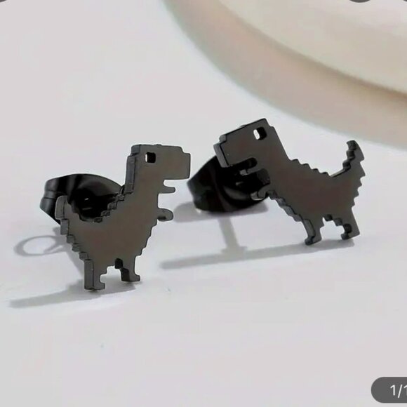 Tiny Hypoallergenic Stainless Steel T Rex Dinosaur Earrings - Picture 1 of 1